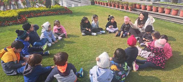 Out in the Garden Activity | Playway